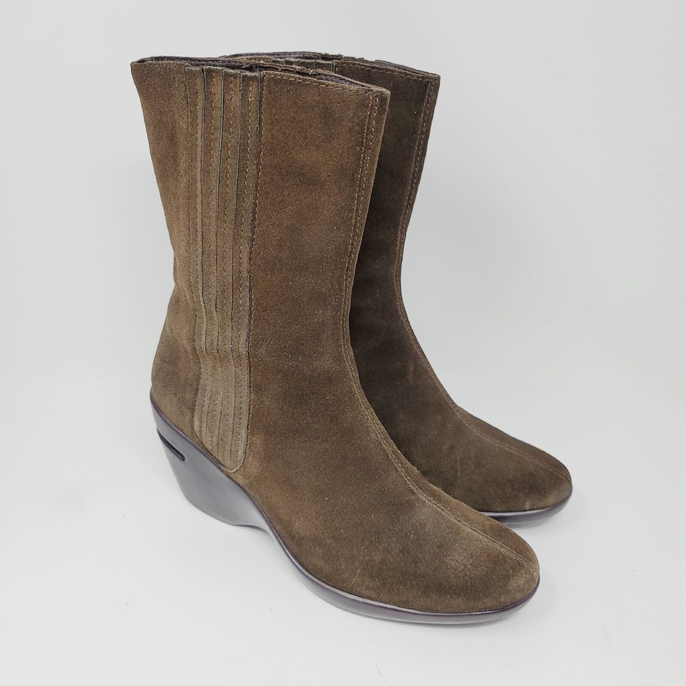 Cole Haan Ankle Boots Women's Sz 8 B Brown Suede Casual Dress Wedge D7 D22640